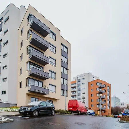 Blueground Chodov New Build Free Parking Prg-41 *